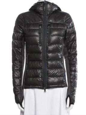 Canada Goose Women's Hybridge Lite Hooded Down Jacket Size Medium.